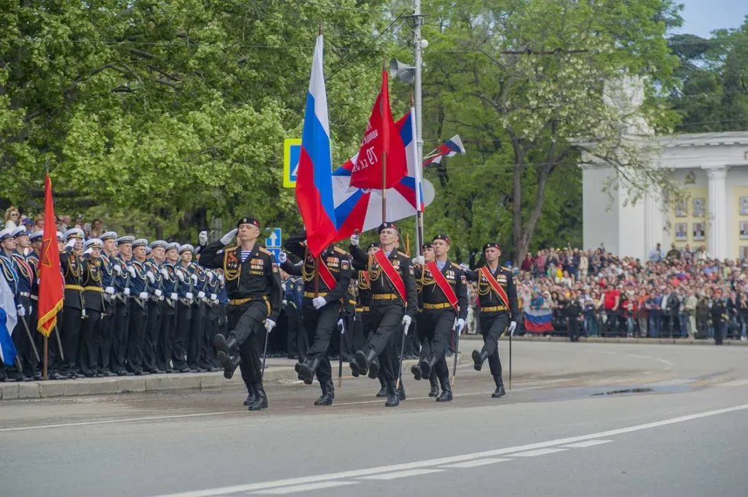В Севастополе прошла первая репетиция парада Победы