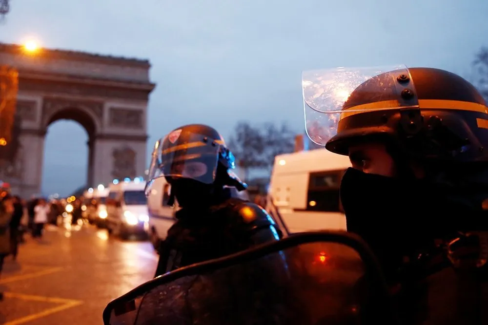 В ходе парижской манифестации было задержано 227 человек 
