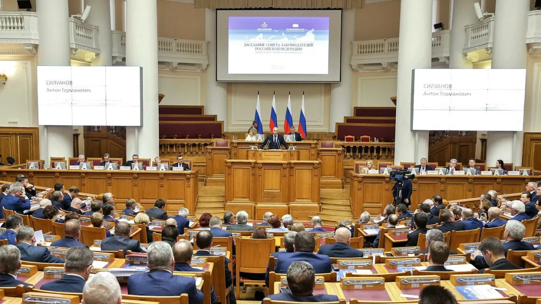 Севастопольских депутатов поддержали коллеги из регионов России 