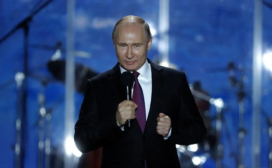 Путин упростил получение гражданства России севастопольцам