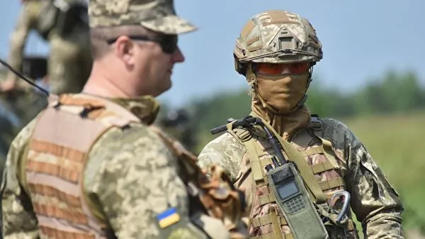 Американские дипломаты посетили район проведения операции ВСУ в Донбассе