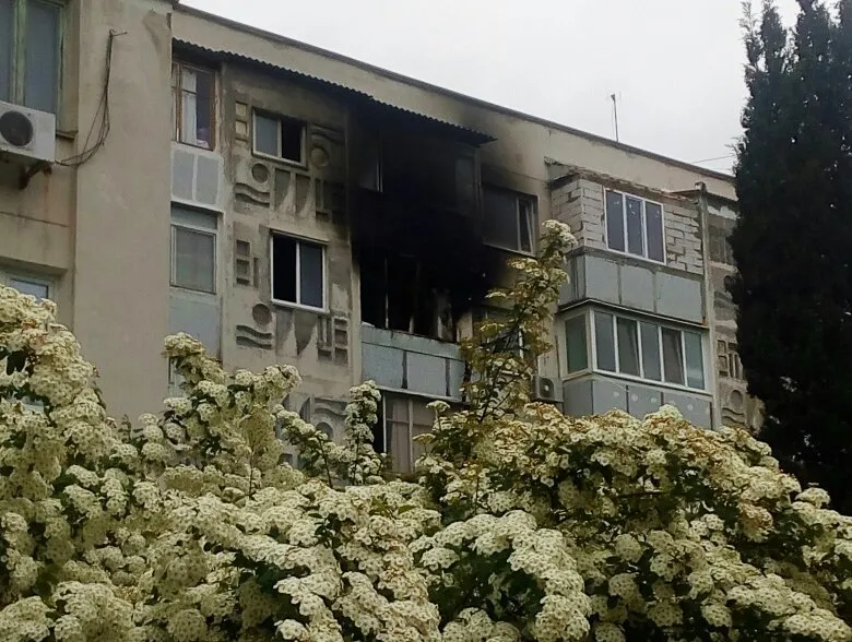 В Севастополе сгорела квартира в пятиэтажке