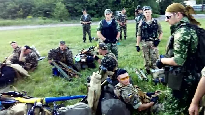 Украинские десантники устроили поножовщину