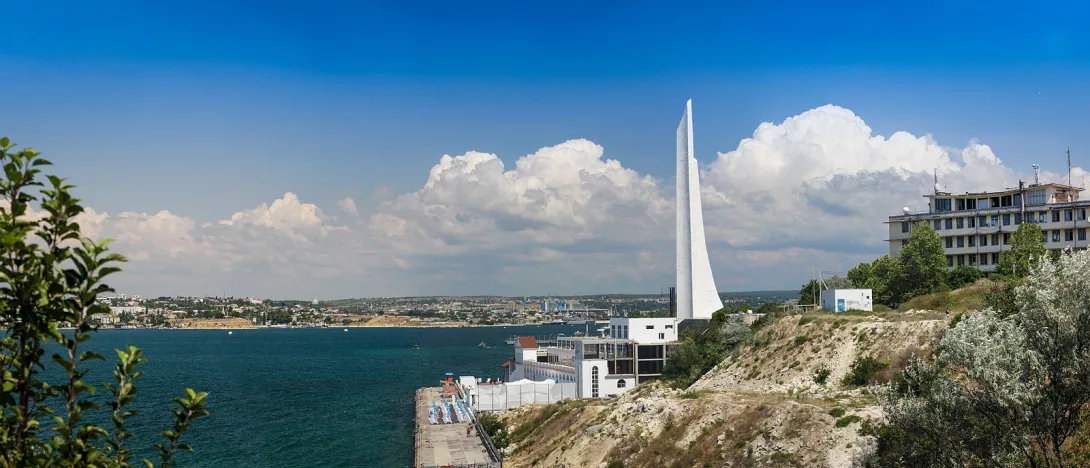 Кто сорвал ремонт «Штыка и Паруса» в Севастополе?