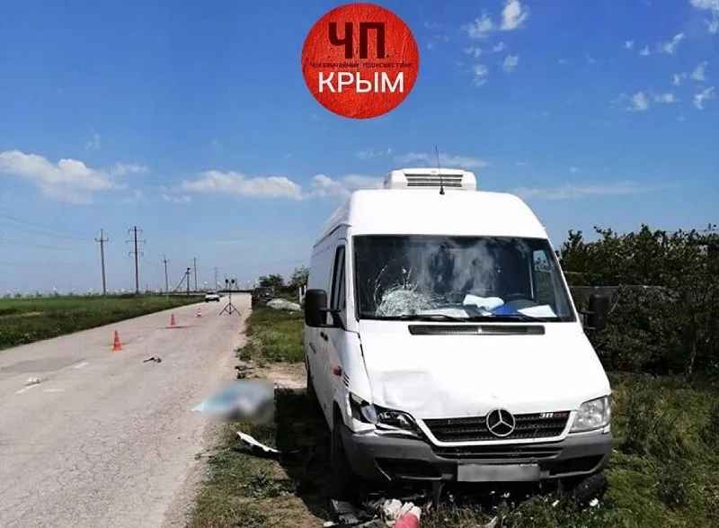 В Крыму обгон автобуса стоил жизни пассажиру мопеда