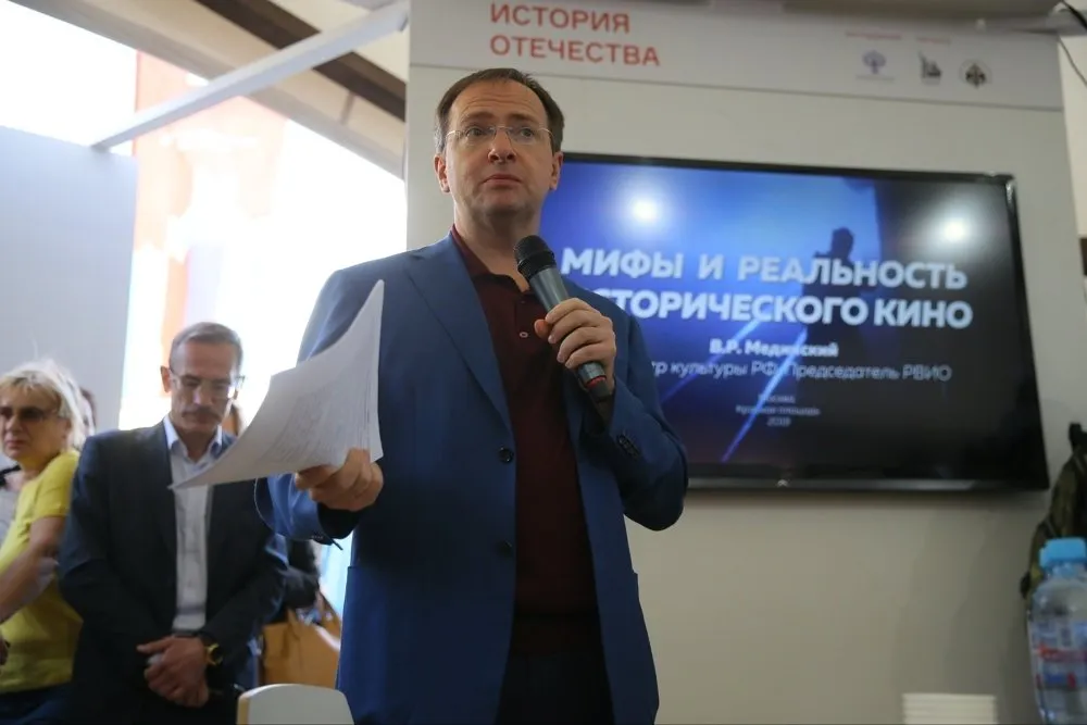 Мединский объяснил, почему в историческом кино допустимы гиперболы