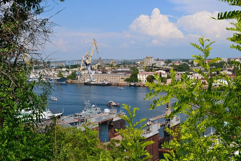 Какое место занимает Севастополь в рейтинге развития