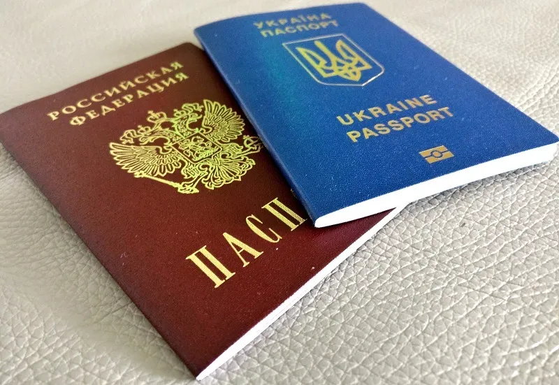 Украинцы-уроженцы Крыма попросили паспорта России