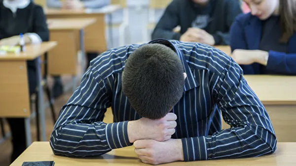 Эксперты рассказали, сколько учеников 7-9 классов пробовали наркотики