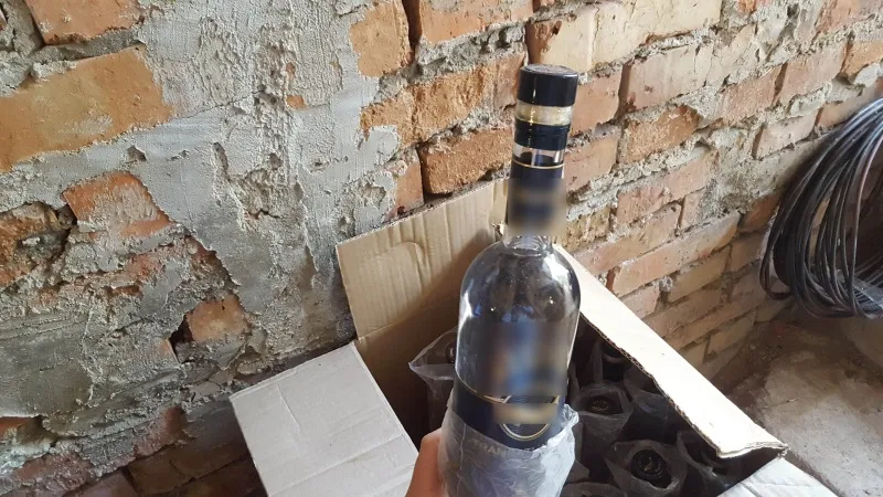 В Евпатории нашли 5 тысяч литров левого элитного алкоголя