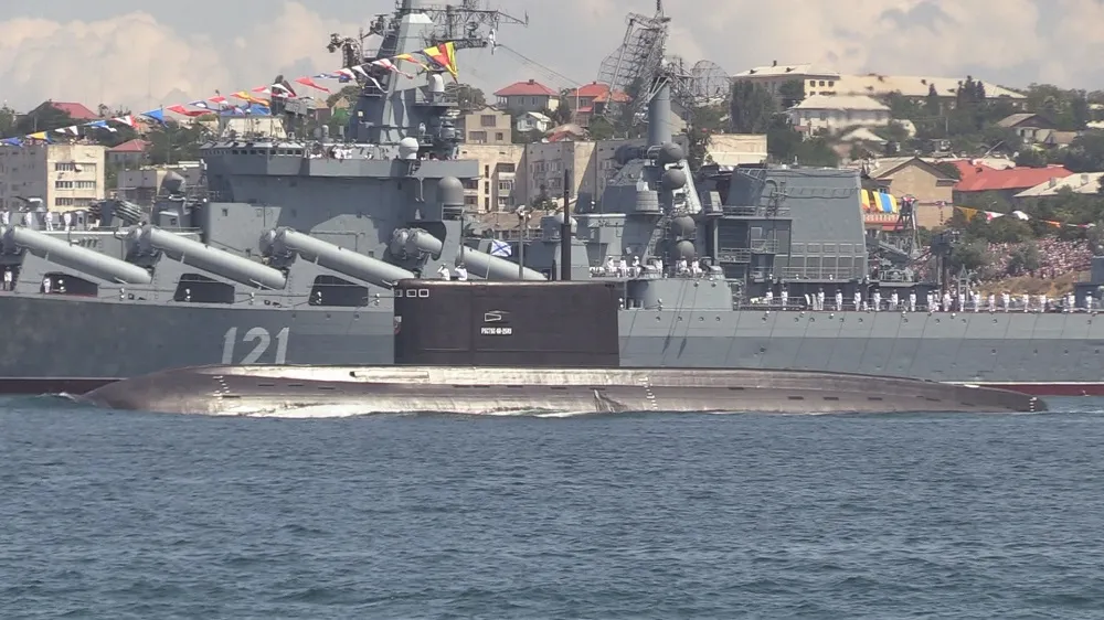 Что увидят жители и гости Севастополя в День Военно-морского флота