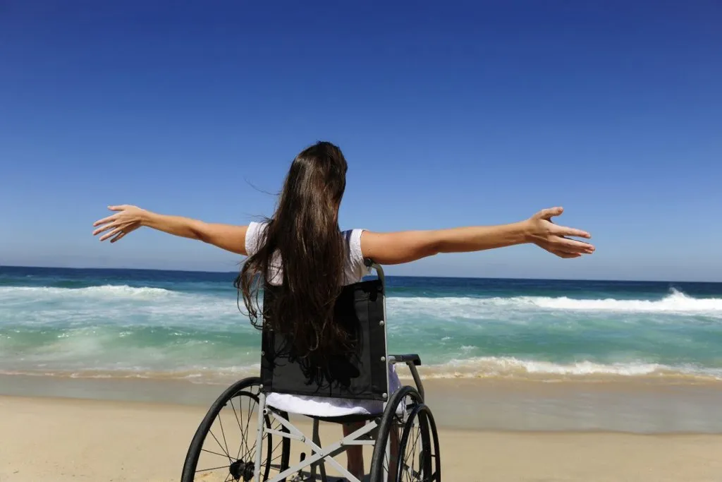 В Севастополе инвалидов будут возить на пляж бесплатно 
