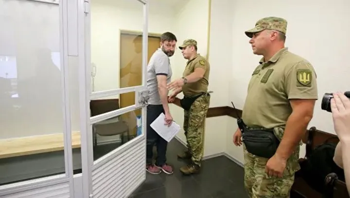Кирилл Вышинский провел в тюрьме 413 дней