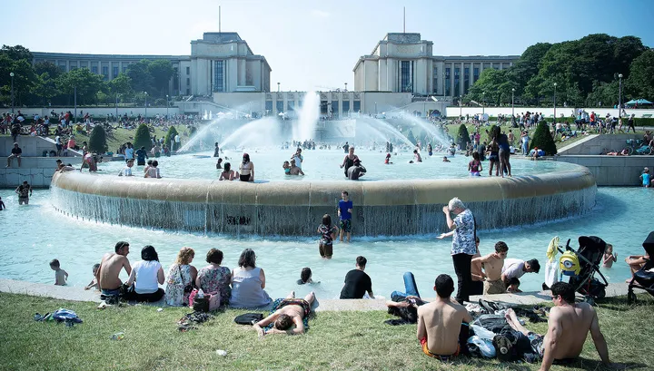 За лето французская жара убила полторы тысячи человек