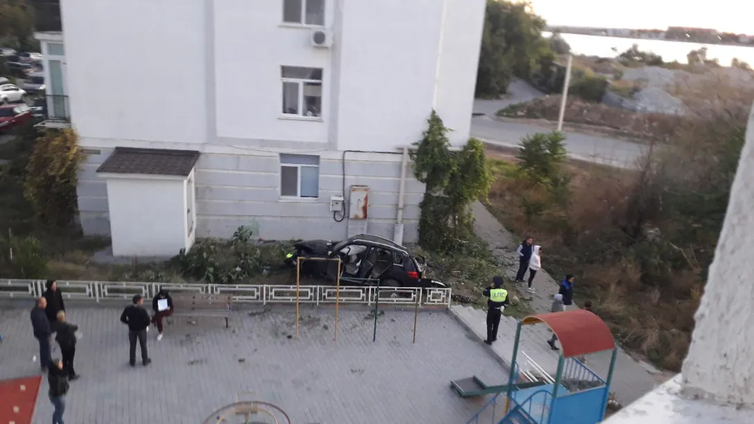 Водитель пьян, пассажир мёртв: полиция рассказала о ДТП в Севастополе 