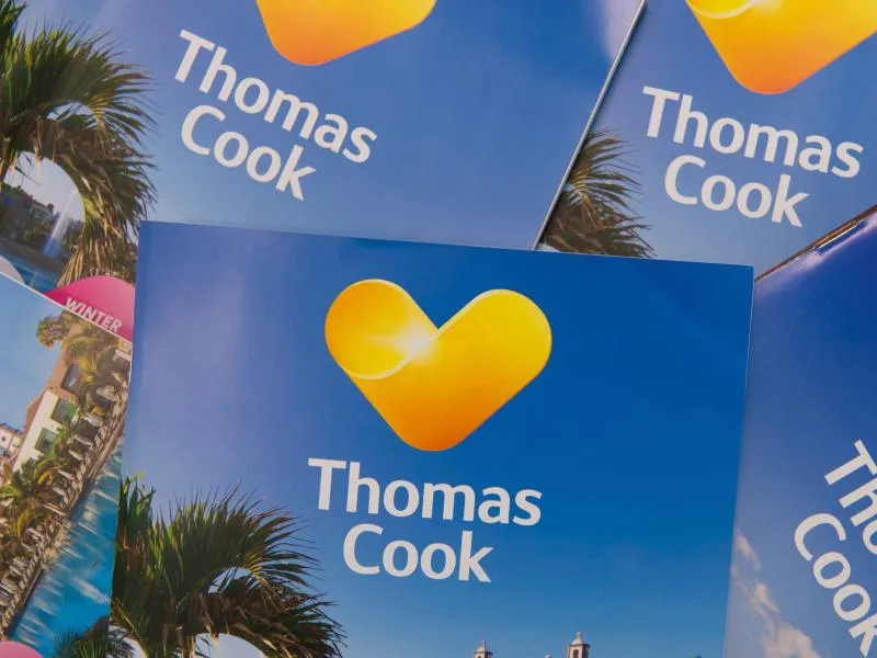 Старейший британский туроператор Thomas Cook объявил о ликвидации