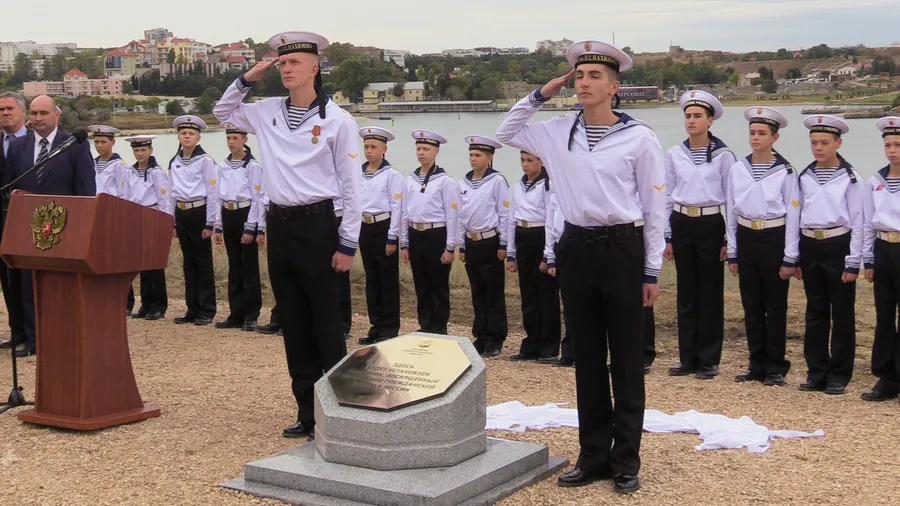 Развожаев оставляет решение по «памятнику Примирения» в Севастополе за большинством 