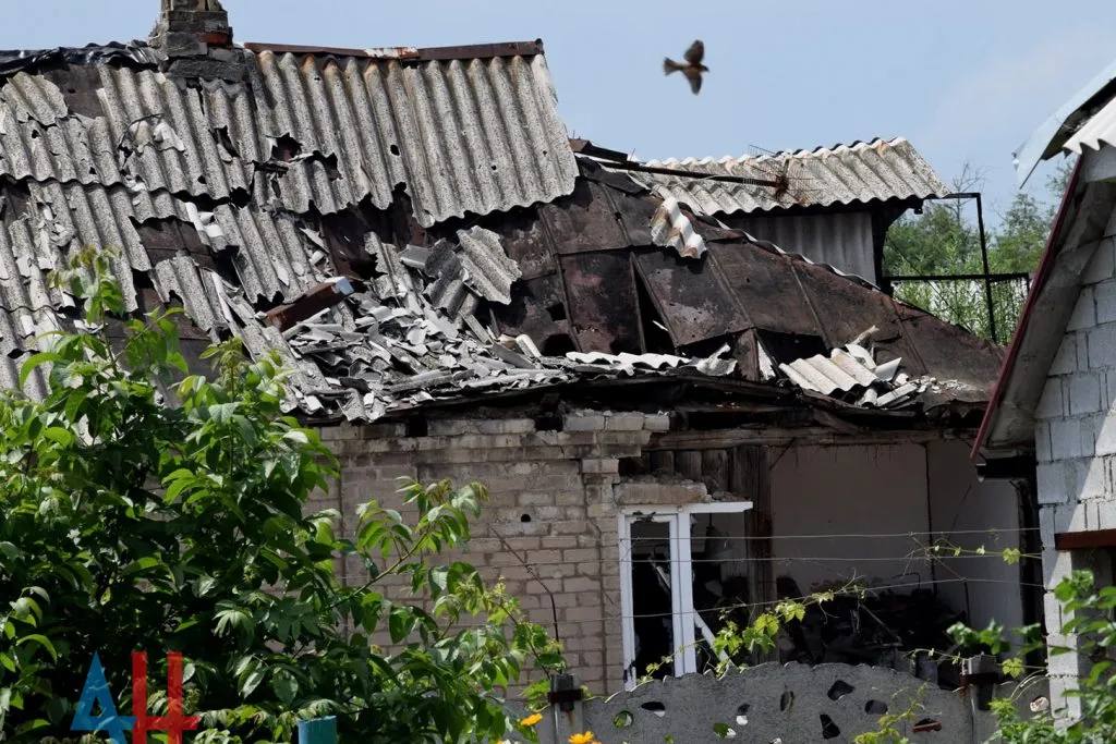ВСУ за сутки выпустили по ДНР свыше 270 боеприпасов, повреждено 21 домостроение — СЦКК