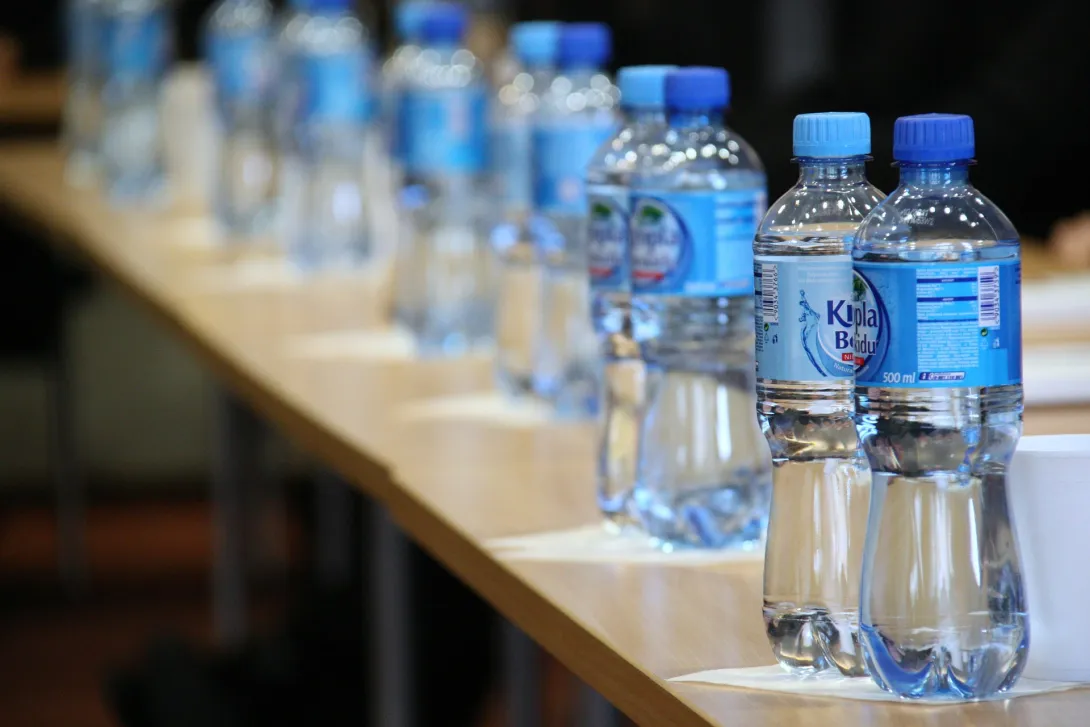 В России может подорожать вода в бутылках