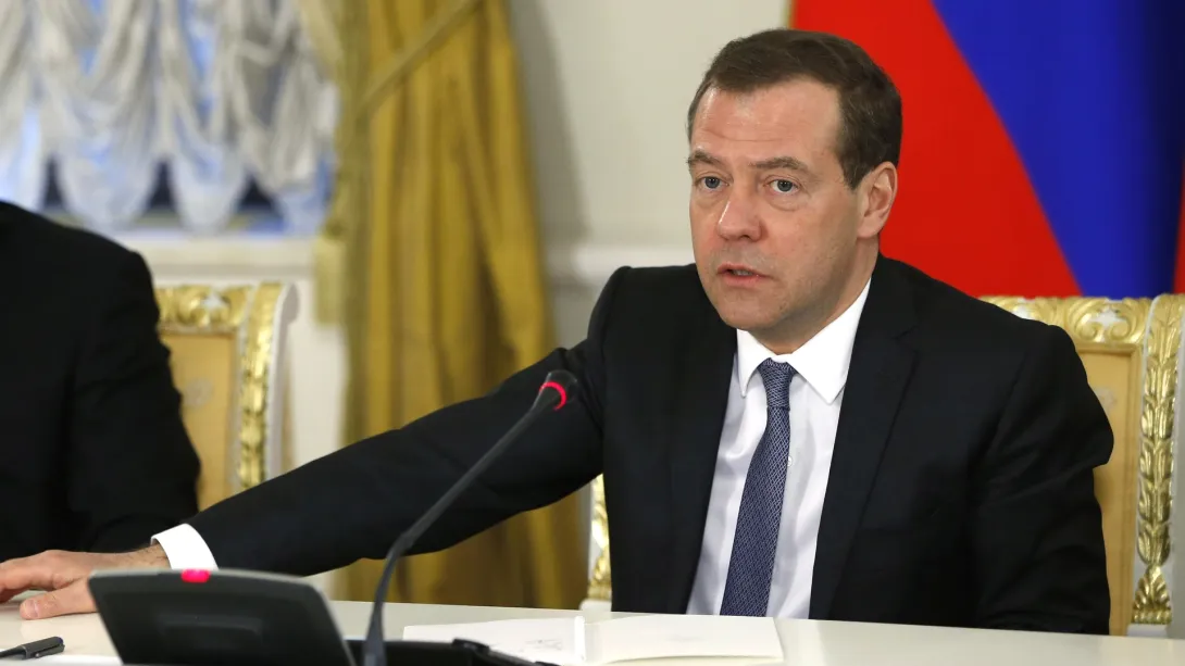 Медведев предупредил губернаторов России, скрывающих реальные показатели