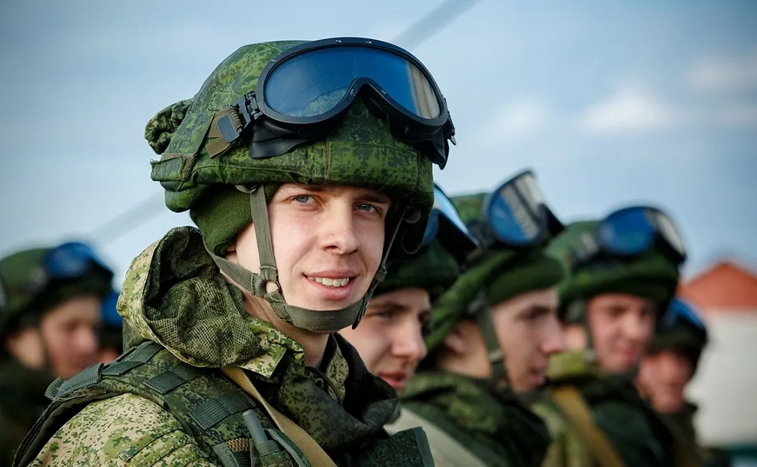 Российских военных решили освободить от налога на землю
