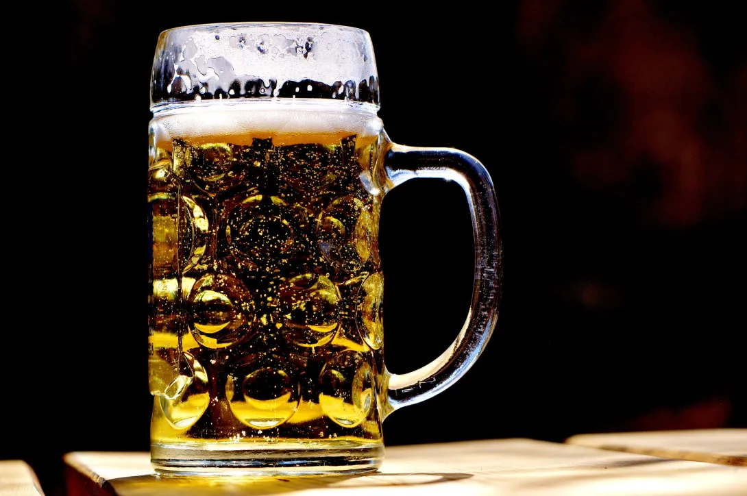 Британские учёные назвали алкоголь спасителем человечества