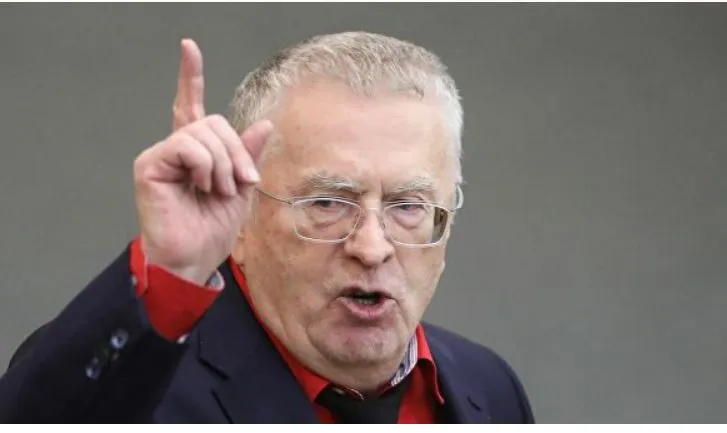 Жириновский обвинил Ельцина в "главном преступлении в истории России" 