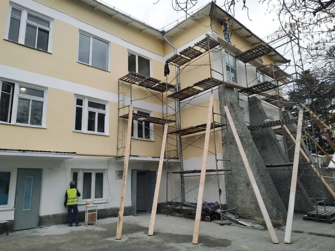 Как идёт ремонт инфекционной больницы в Севастополе