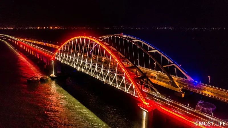 Окончено строительство Крымского моста 