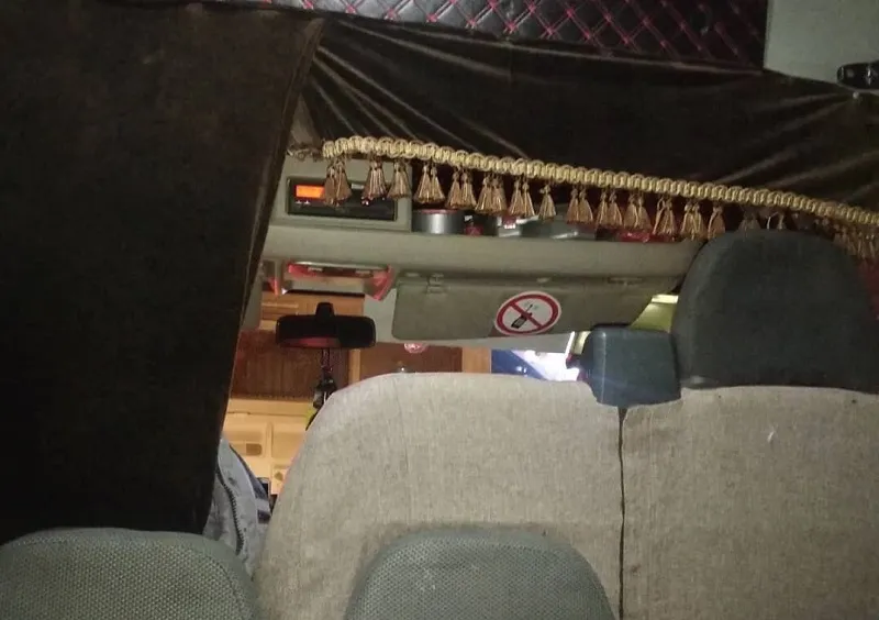 Маршрутка-катафалк возит пассажиров в Крыму