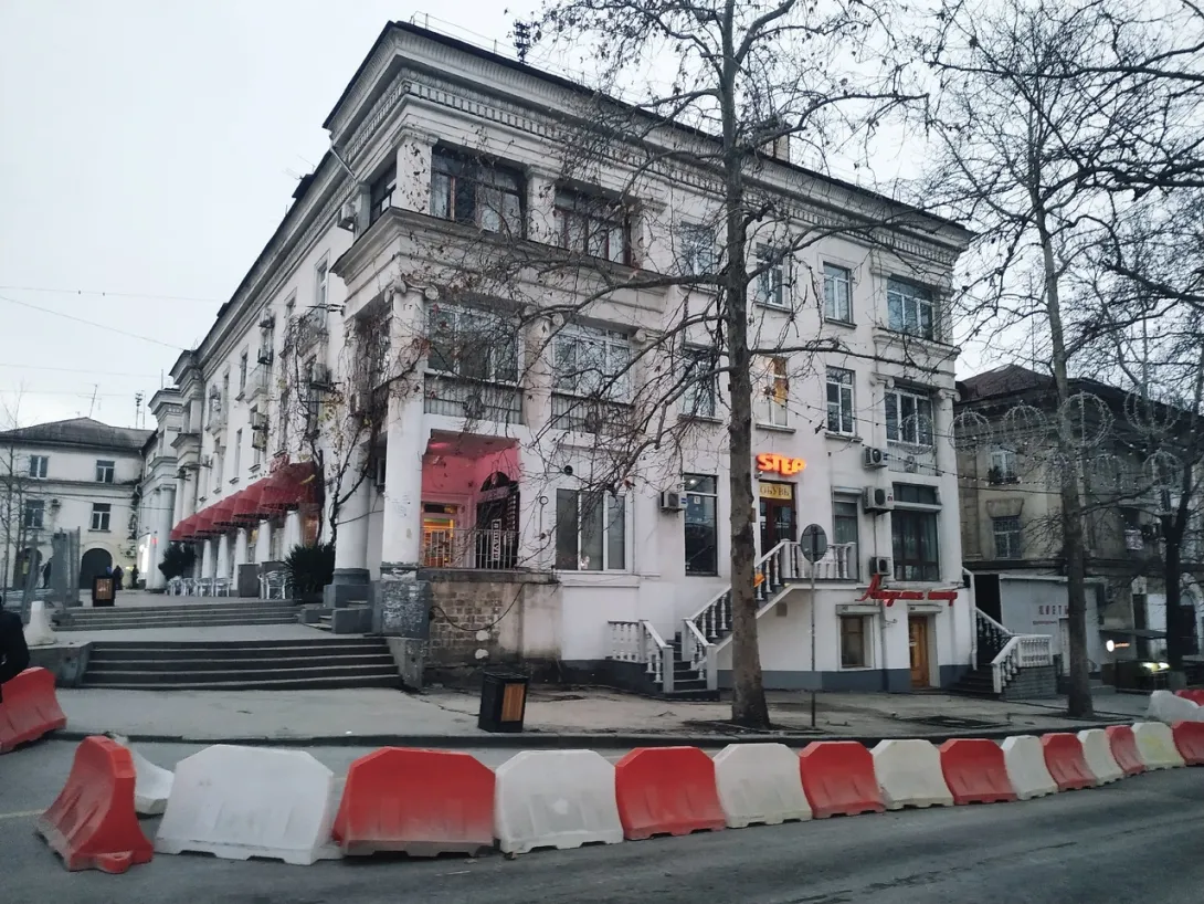 С площади Лазарева в Севастополе исчезла «Союзпечать»