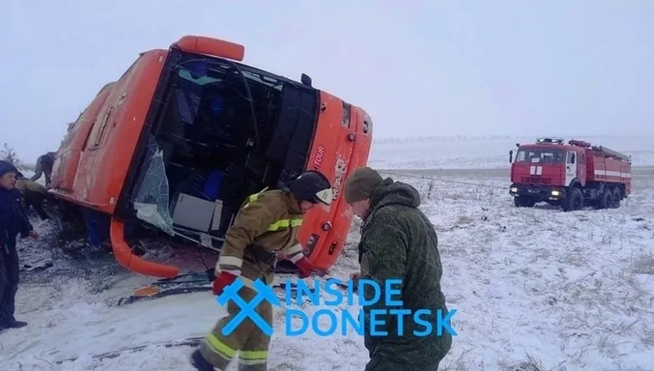ForPost уточнил информацию о перевернувшемся автобусе Горловка — Севастополь 