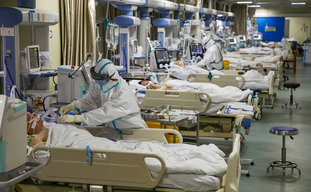 Власти Китая сообщили о более чем 250 умерших от коронавируса за сутки