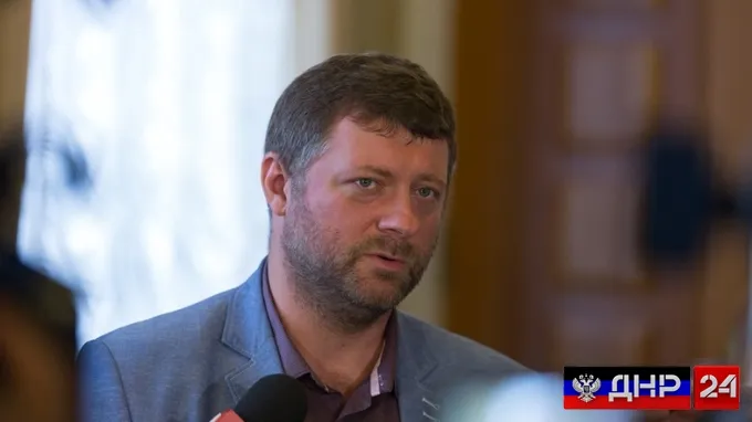 Позиция Зеленского: «Особый статус» Донбасса в Конституцию не вписывать