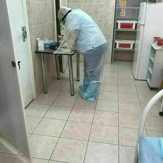 В Новороссийске женщину с подозрением на коронавирус увезли в больницу