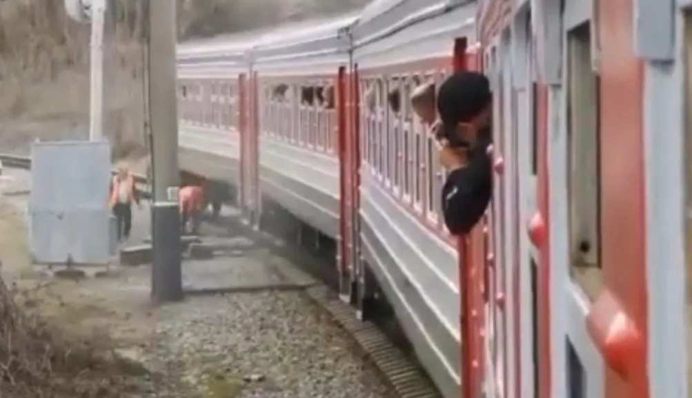 В электричке на Севастополь задымился вагон