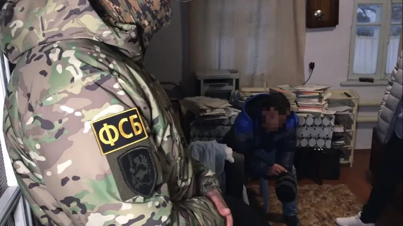 ФСБ подтвердила задержание в Крыму членов террористической ячейки. ВИДЕО