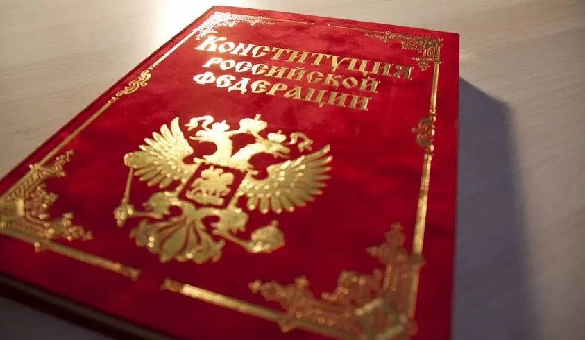 Путин подписал закон о поправках к Конституции