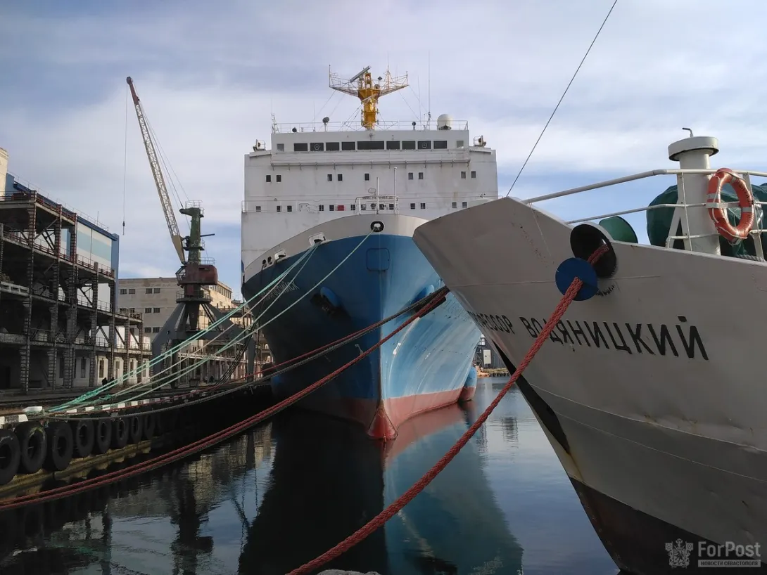 Севастопольский морской порт должен быть готов к окончанию санкций 