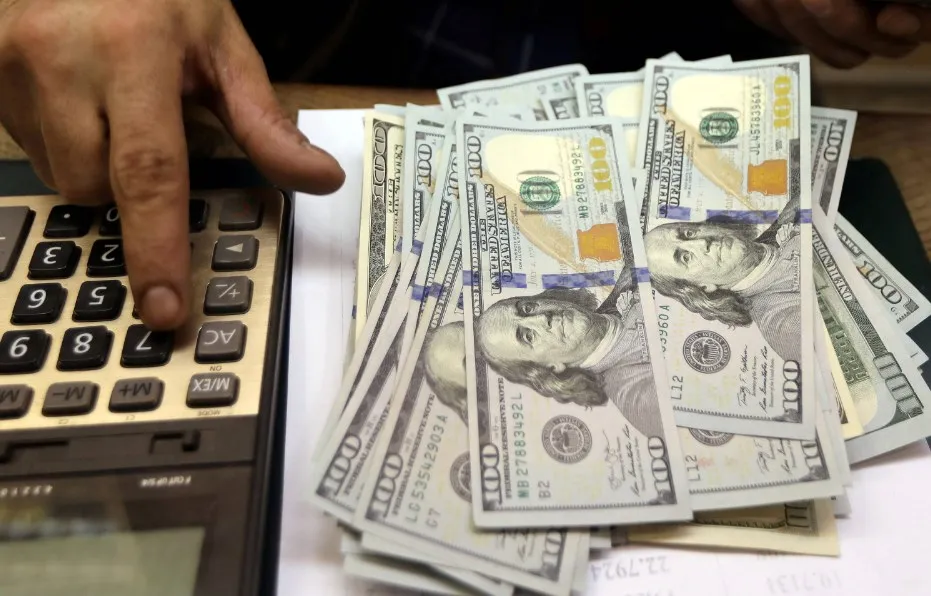 Россиян предупредили о новом скачке доллара