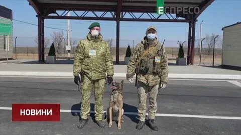 Украина закрывает на границе пешеходные пункты пропуска