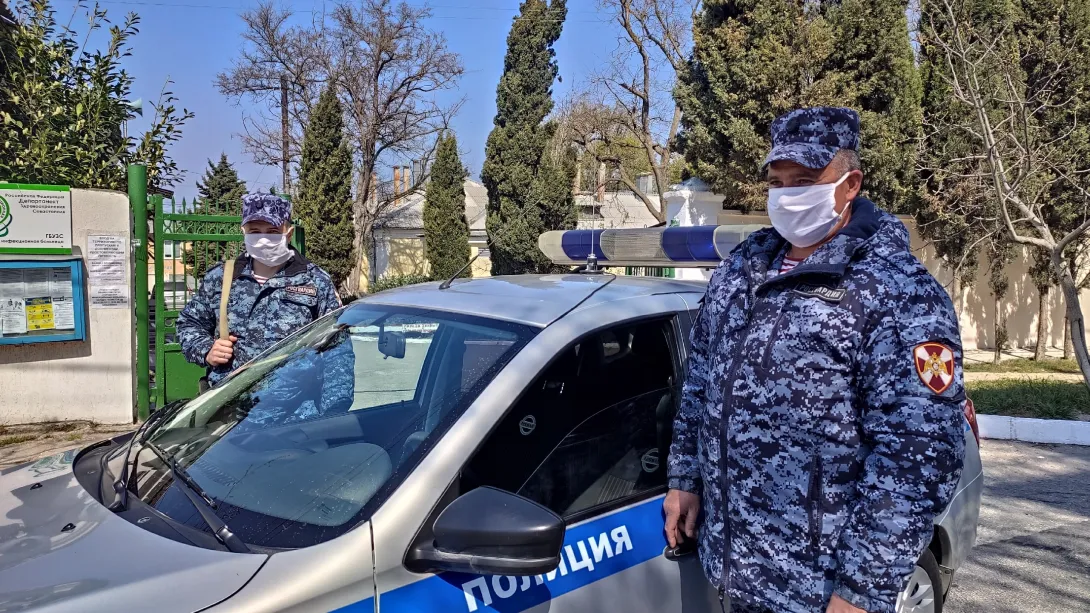 В Севастополе задержан больничный вор с кислородным баллоном и трубой