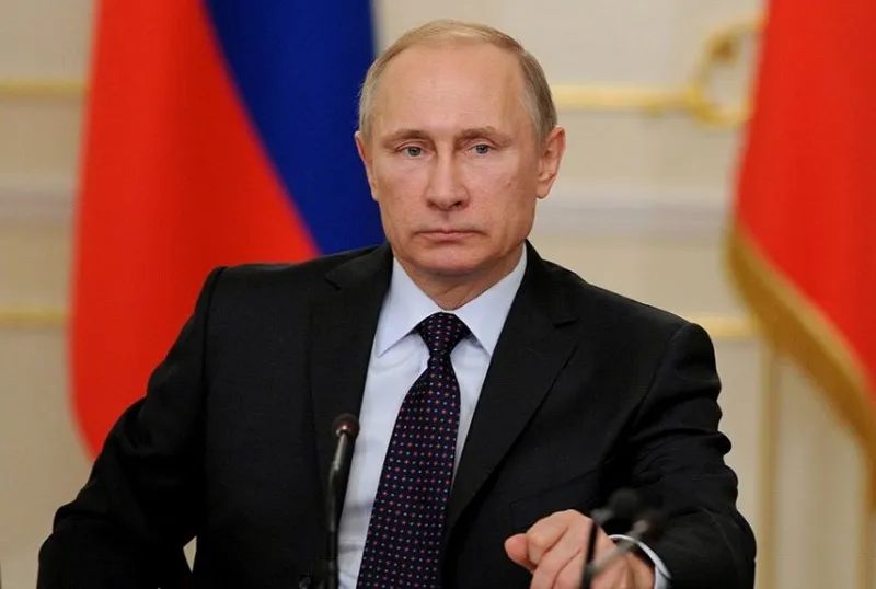 Путин официально объявил о переносе парада Победы