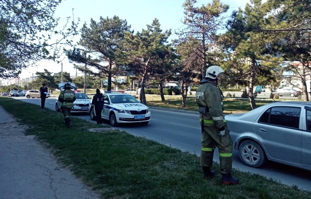 В Севастополе мопед попал под колеса неуступчивого автовладельца