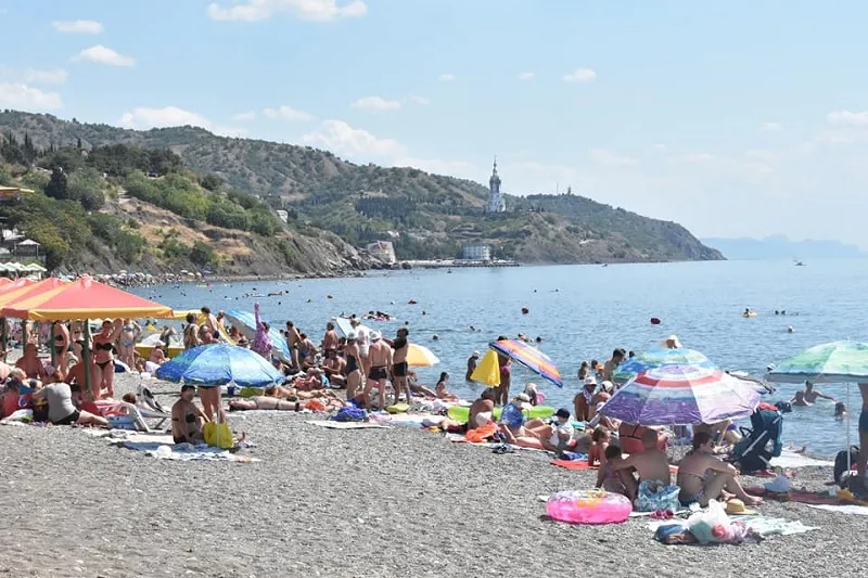 У крымских властей просят перекрыть доступ к пляжам