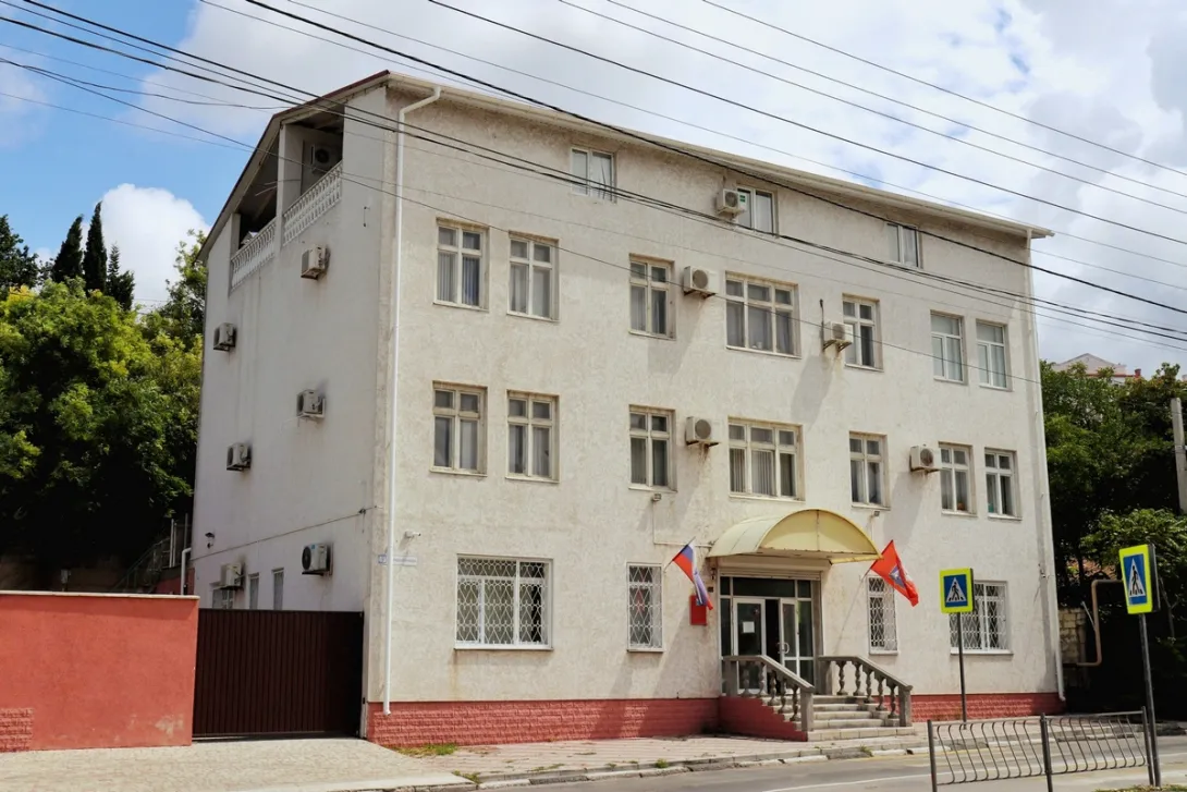 Поликлиники остаются закрытыми для севастопольцев