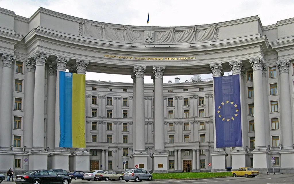 МИД Украины пообещал продолжить разрыв договоров с Россией