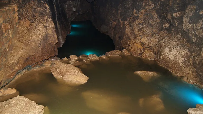 После дождей в Крыму «ожили» Красная пещера и водопад Су-Учхан