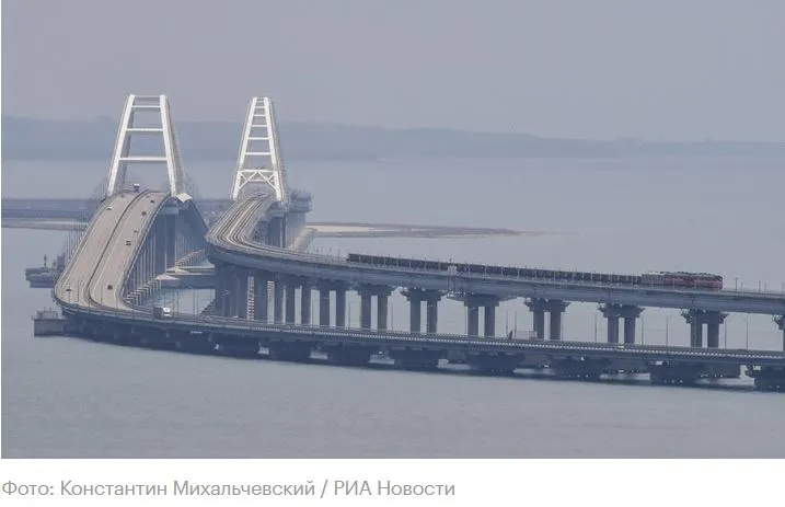 Украина разместит «угрожающие» Крымскому мосту ракеты на Черном море 