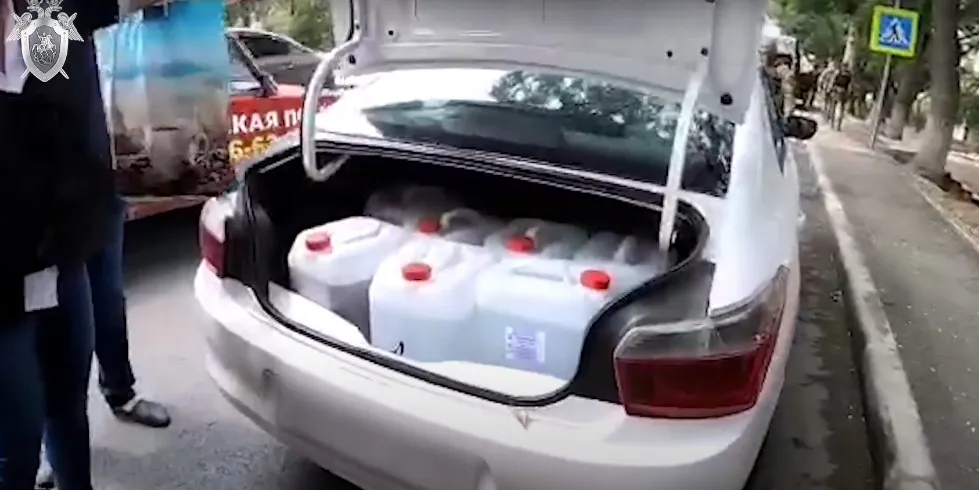 Севастополец задержан с 200 литрами самодельного спиртного в машине